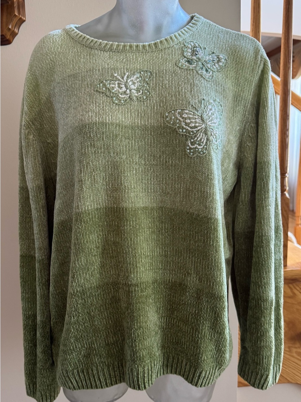 Alfred Dunner Olive Green Butterfly Crewneck Sweater Size Large